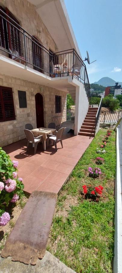 סוטומורה Apartments Radulovic מראה חיצוני תמונה