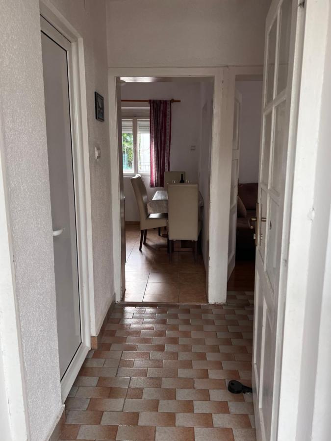 סוטומורה Apartments Radulovic מראה חיצוני תמונה