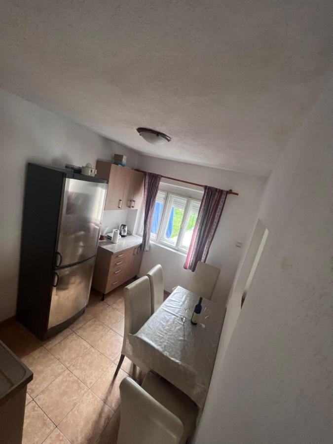 סוטומורה Apartments Radulovic מראה חיצוני תמונה