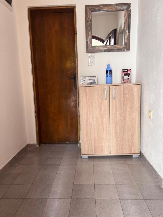 סוטומורה Apartments Radulovic מראה חיצוני תמונה