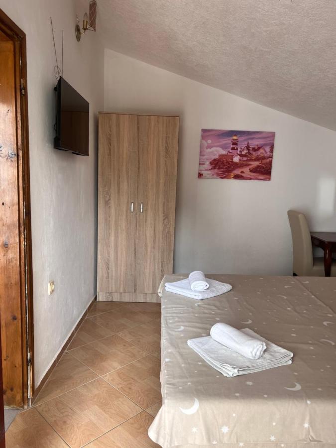 סוטומורה Apartments Radulovic מראה חיצוני תמונה