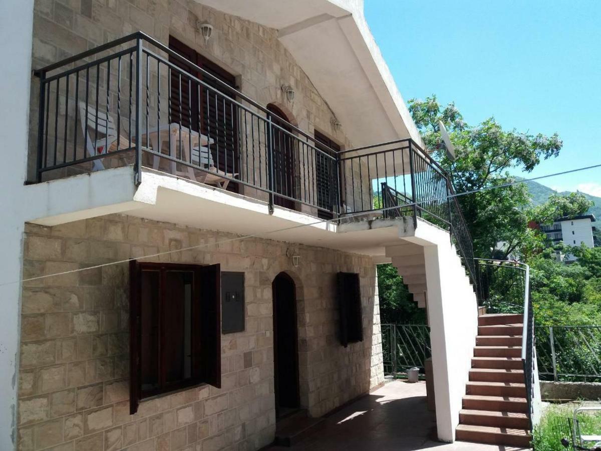 סוטומורה Apartments Radulovic מראה חיצוני תמונה